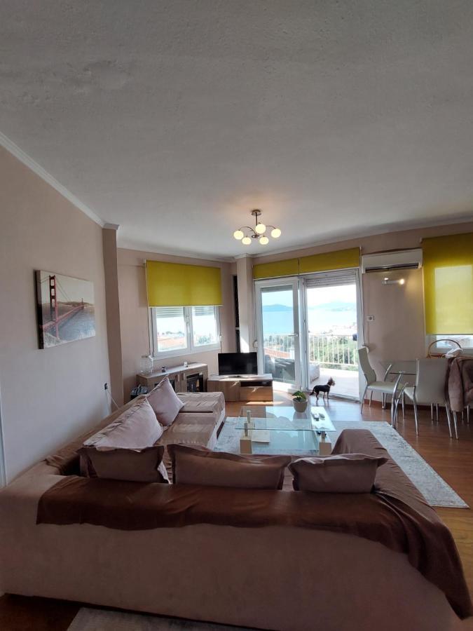 Bright View Apartment Palaiontsiflikion Exterior photo